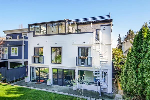 multistory seattle deck with spiral stair