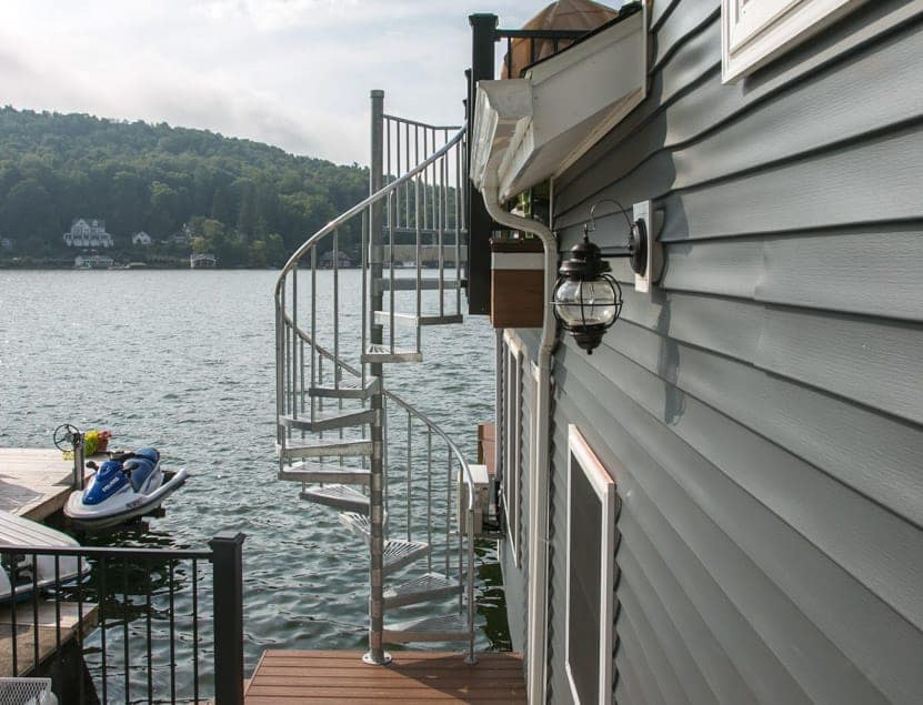 open grate safety steps for outdoor stairs
