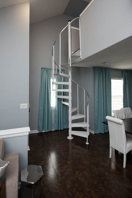 The Sea State (Indoor Steel Narrow Attic Spiral Stairs)