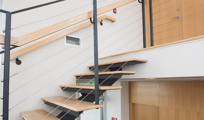minimalist-the-debutante-straight-stair