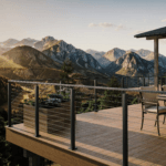 Lynx Railing Deck Corner Lifestyle Image